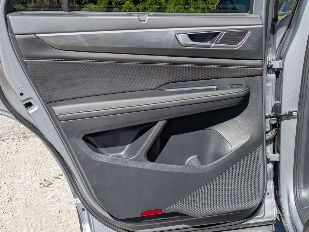 Thumbnail: 2025 Volkswagen Atlas - 26