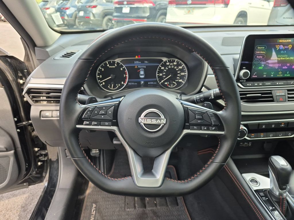 2025 Nissan Altima SR - Photo 22