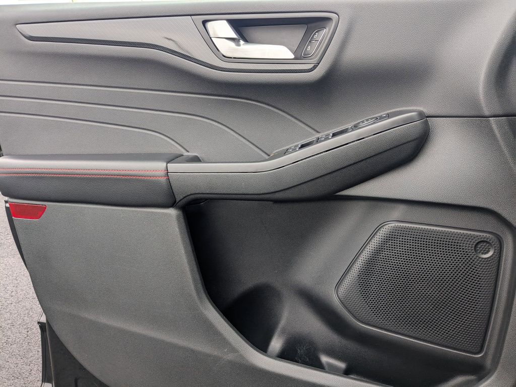 Thumbnail: 2025 Ford Escape - 13