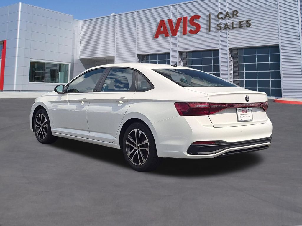 Thumbnail: 2025 Volkswagen Jetta - 9