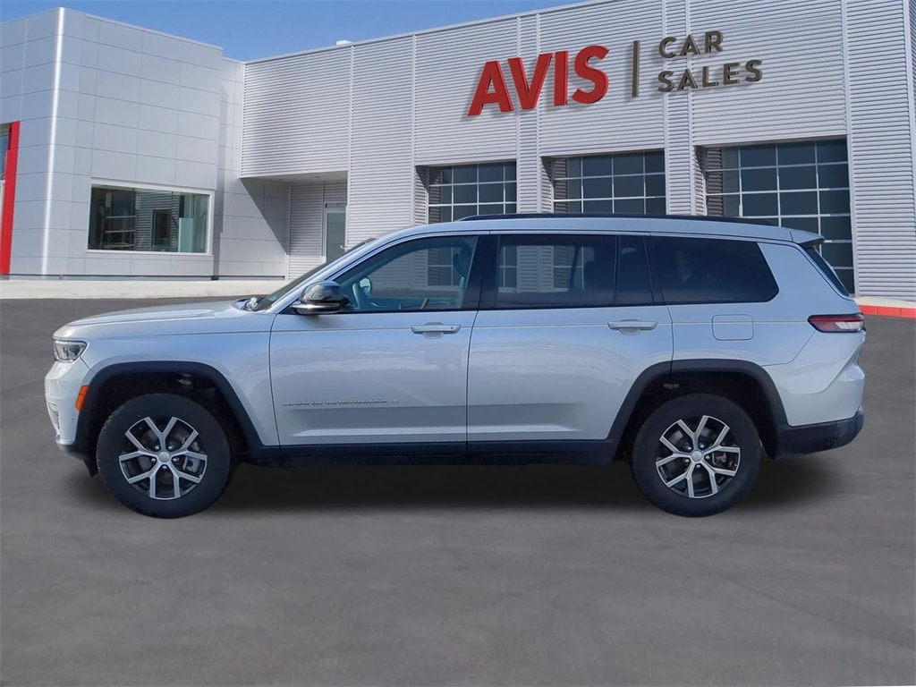 Thumbnail: 2024 Jeep Grand Cherokee L - 2