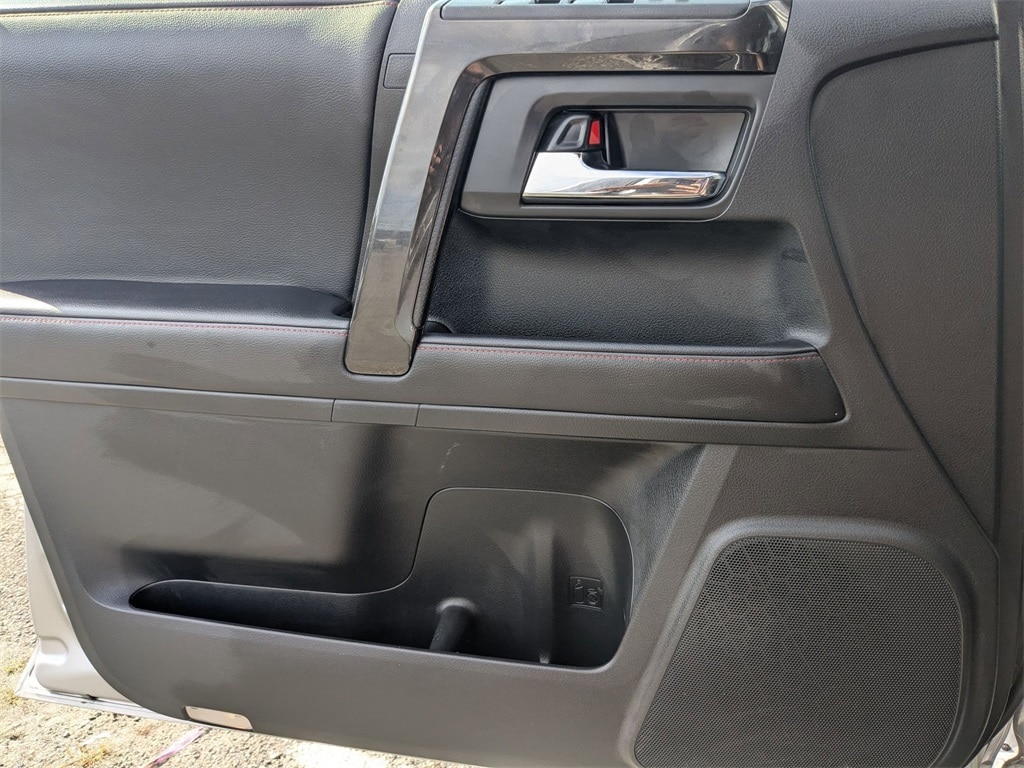 Thumbnail: 2024 Toyota 4Runner - 10