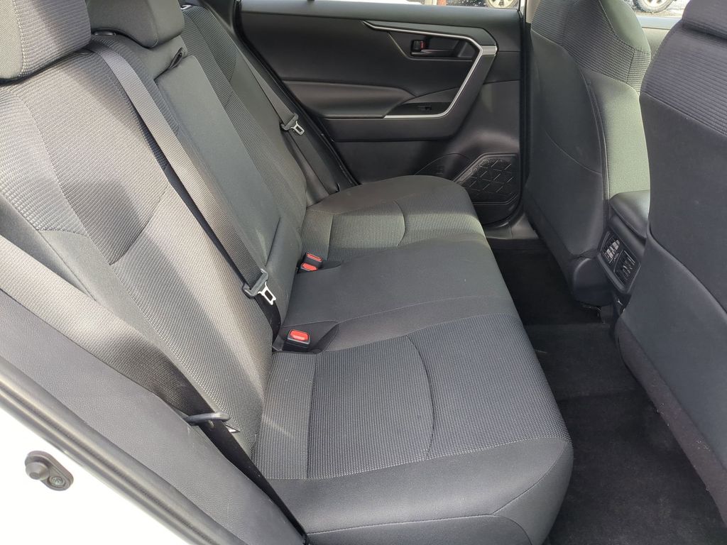 Thumbnail: 2024 Toyota RAV4 - 25