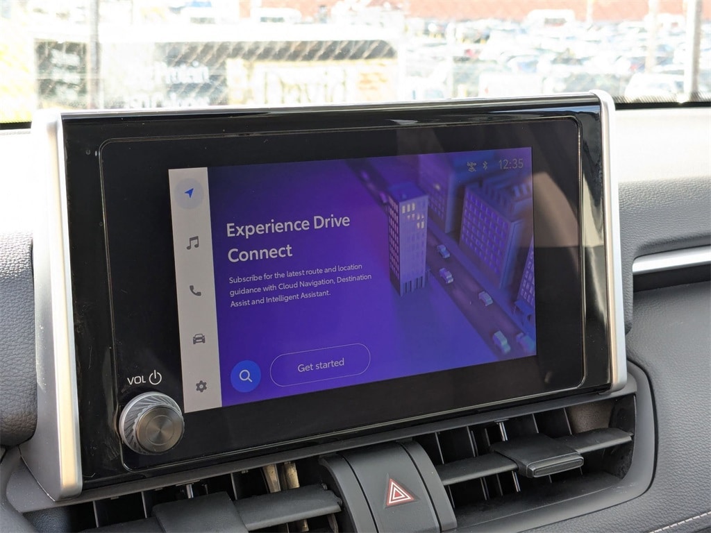 Thumbnail: 2025 Toyota RAV4 - 25