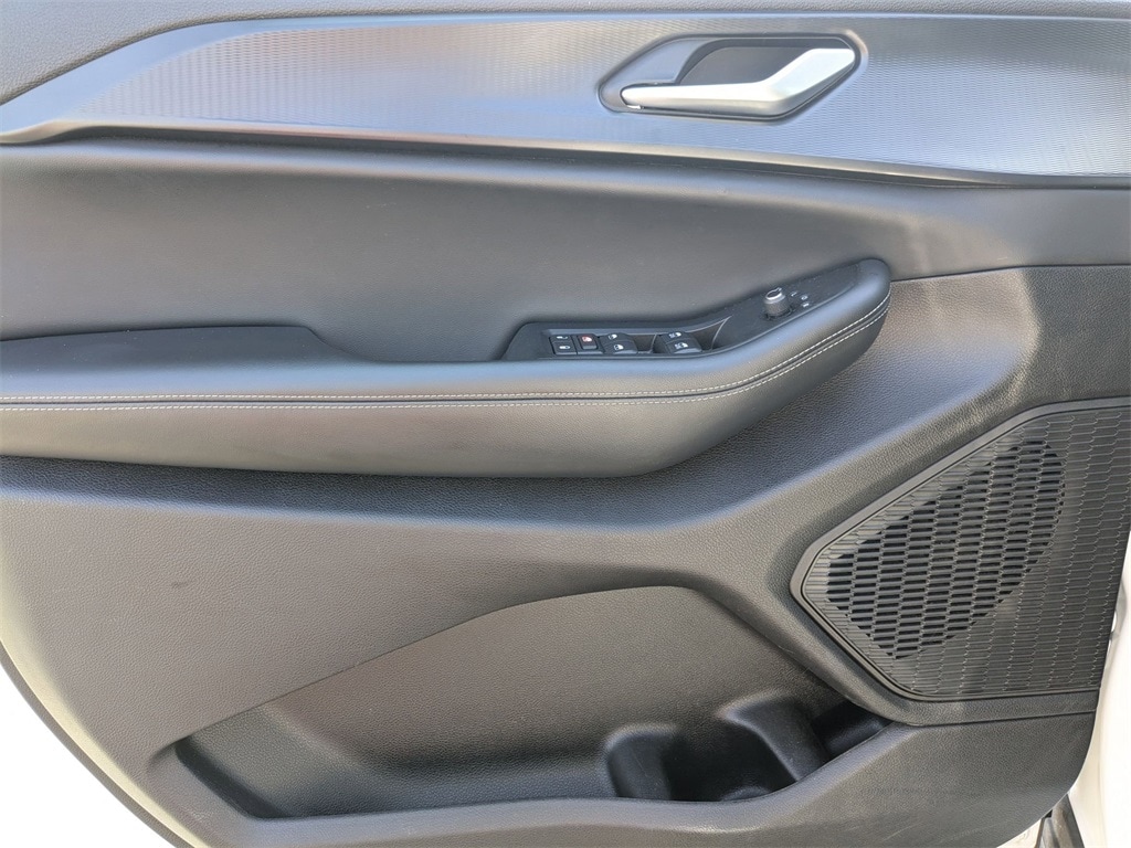 Thumbnail: 2024 Jeep Grand Cherokee L - 10