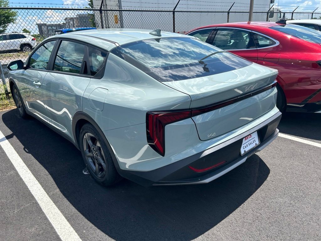 Thumbnail: 2025 Kia K4 - 4