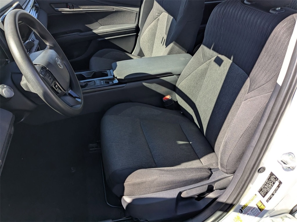 Thumbnail: 2025 Toyota Camry - 20