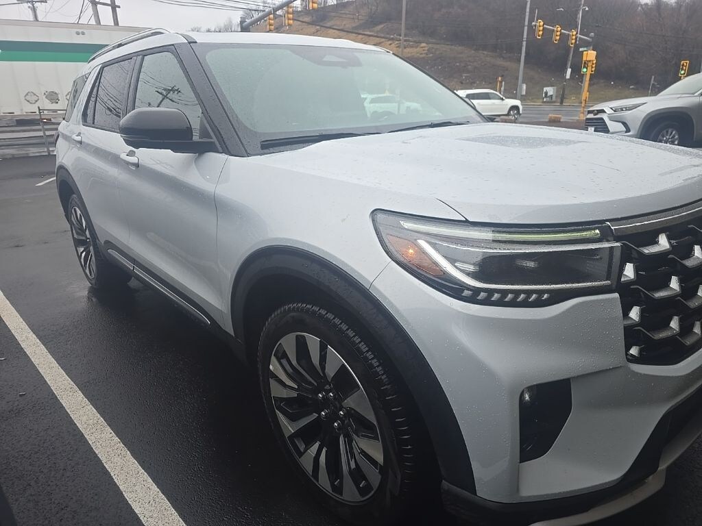 Certified 2025 Ford Explorer Platinum SUV