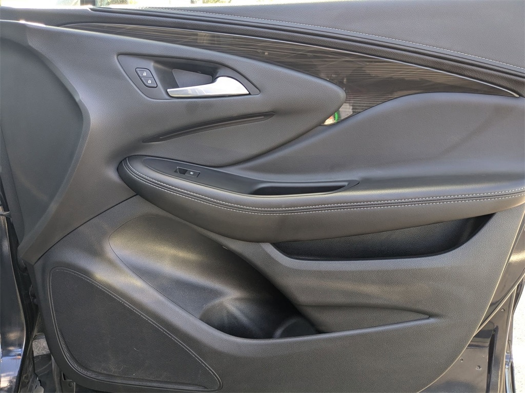 Thumbnail: 2020 Buick Envision - 35