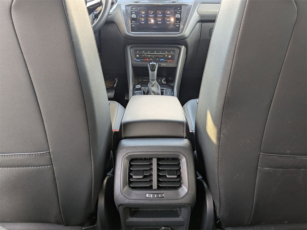 Thumbnail: 2024 Volkswagen Tiguan - 30