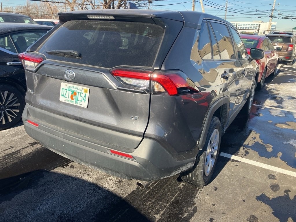 Thumbnail: 2024 Toyota RAV4 - 3