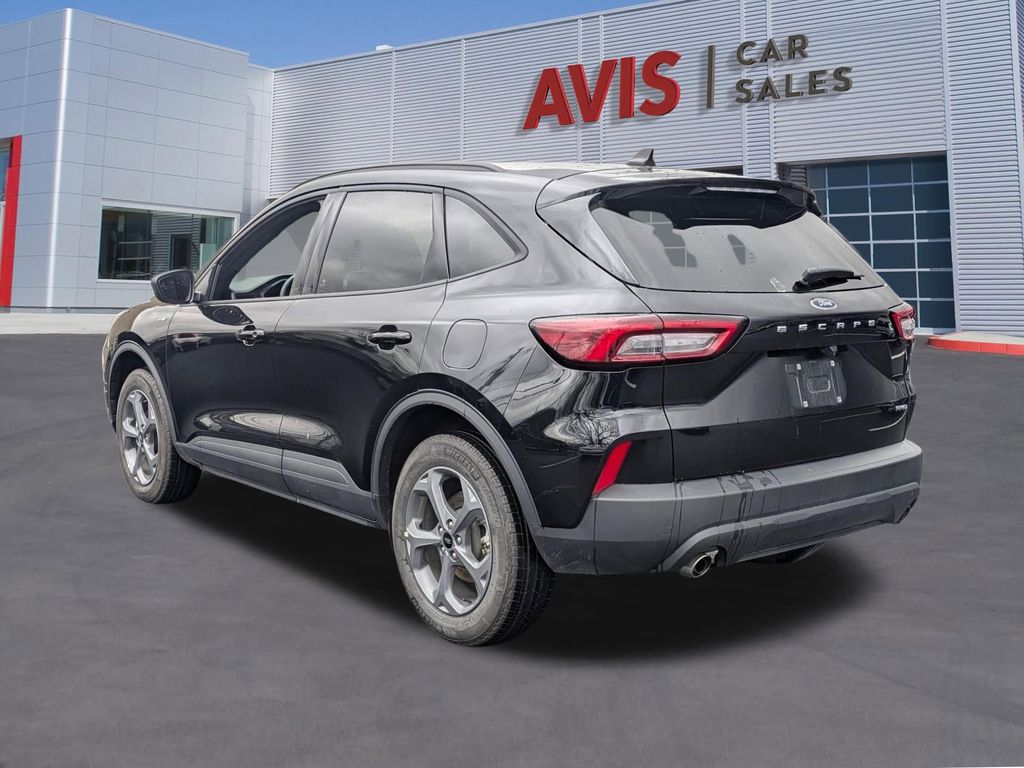 Thumbnail: 2025 Ford Escape - 3