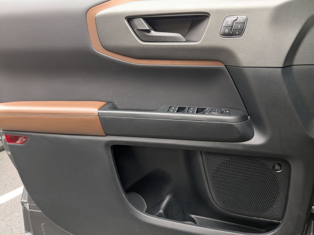 Thumbnail: 2025 Ford Bronco Sport - 11