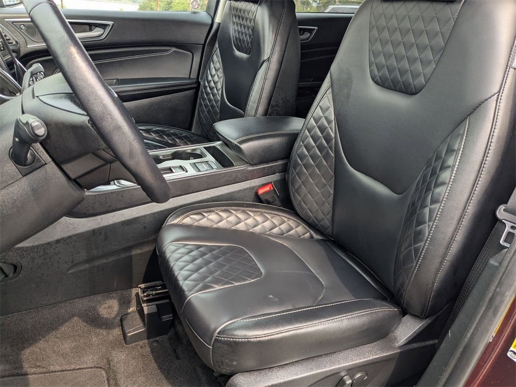 Thumbnail: 2024 Ford Edge - 15