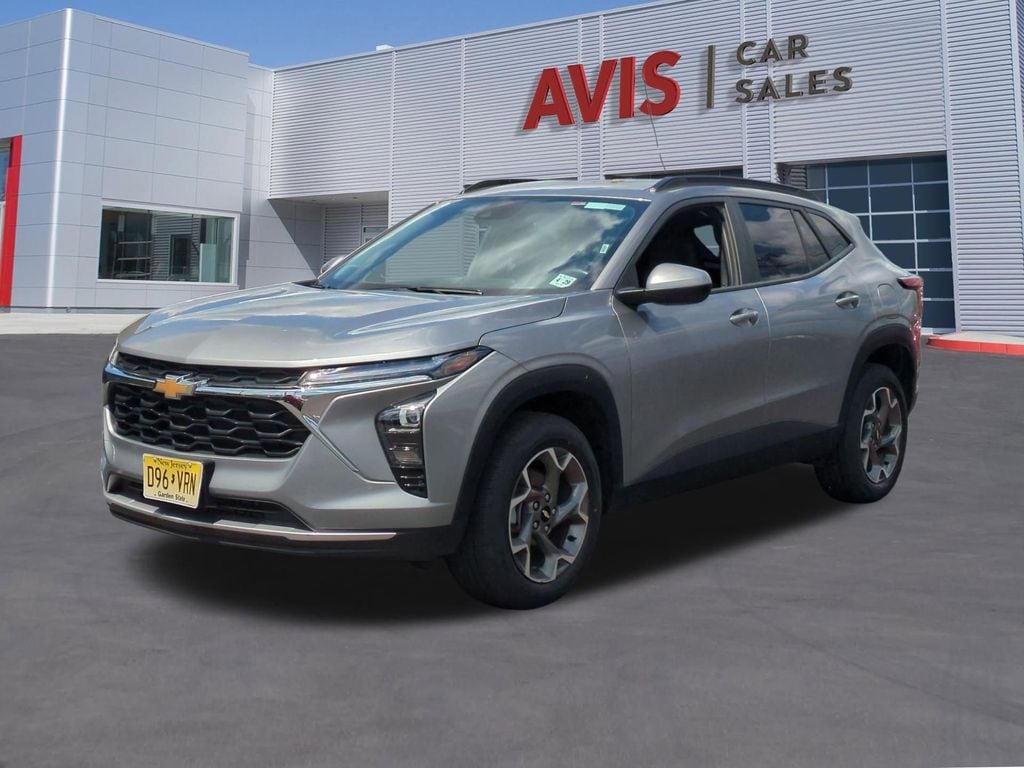 2025 Chevrolet Trax LT's photo