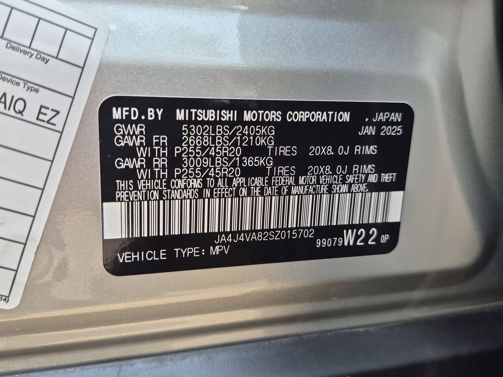 Thumbnail: 2025 Mitsubishi Outlander - 37