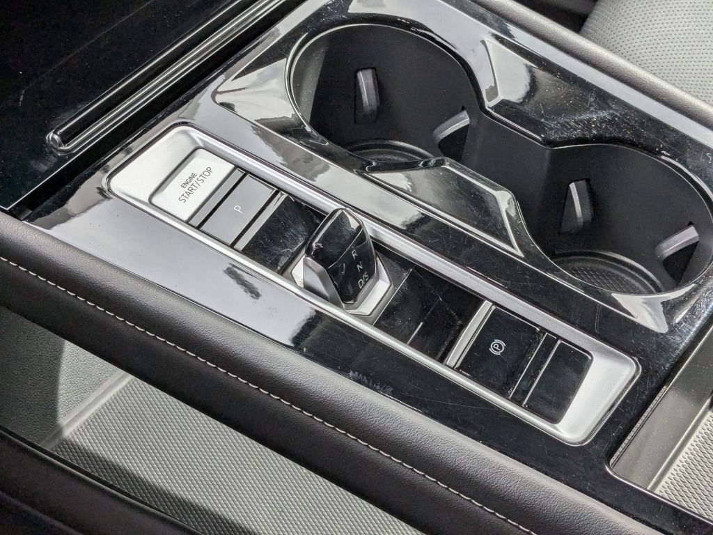 Thumbnail: 2025 Volkswagen Atlas - 23