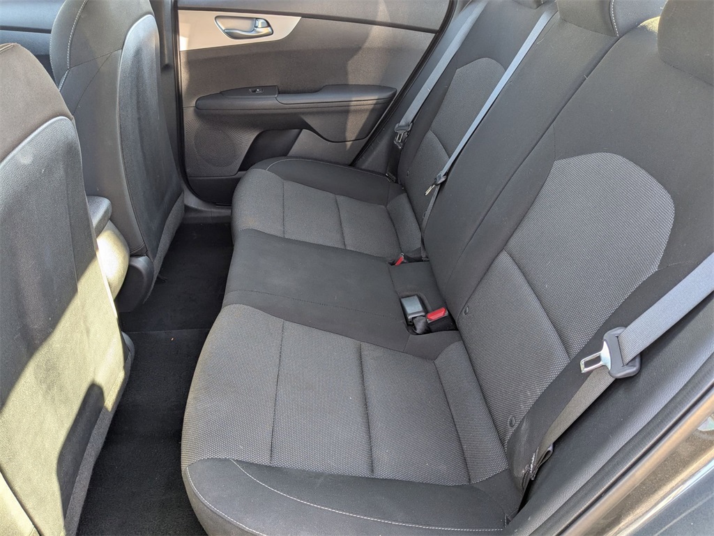 Thumbnail: 2024 Kia Forte - 24