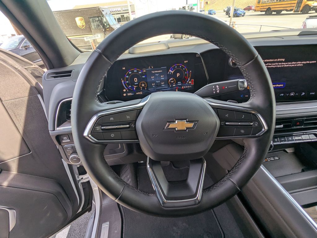 Thumbnail: 2025 Chevrolet Tahoe - 17