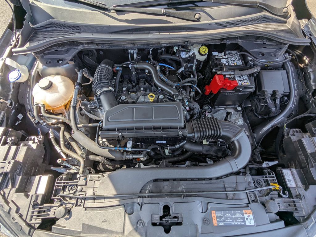 Thumbnail: 2025 Ford Escape - 32