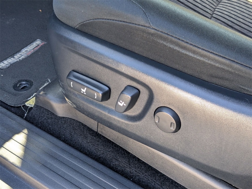 Thumbnail: 2024 Toyota 4Runner - 16