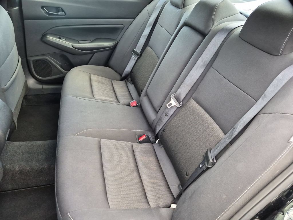 2025 Nissan Altima SV - Photo 27