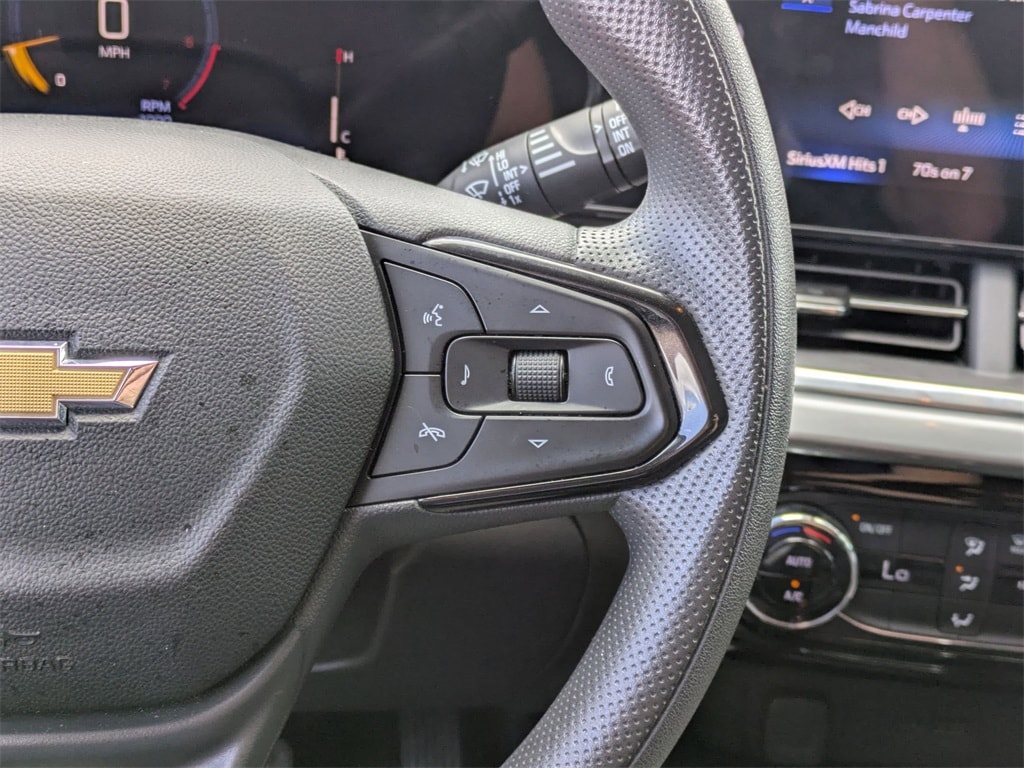 Thumbnail: 2024 Chevrolet Trax - 21