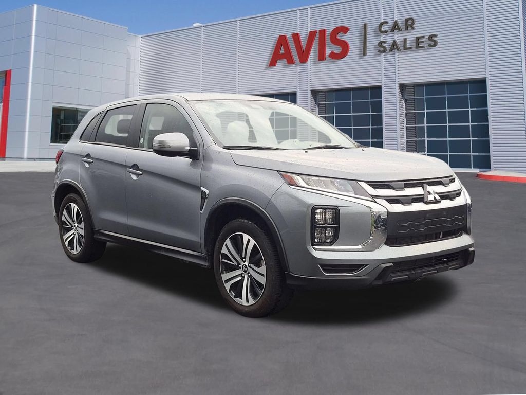 Thumbnail: 2025 Mitsubishi Outlander Sport - 3