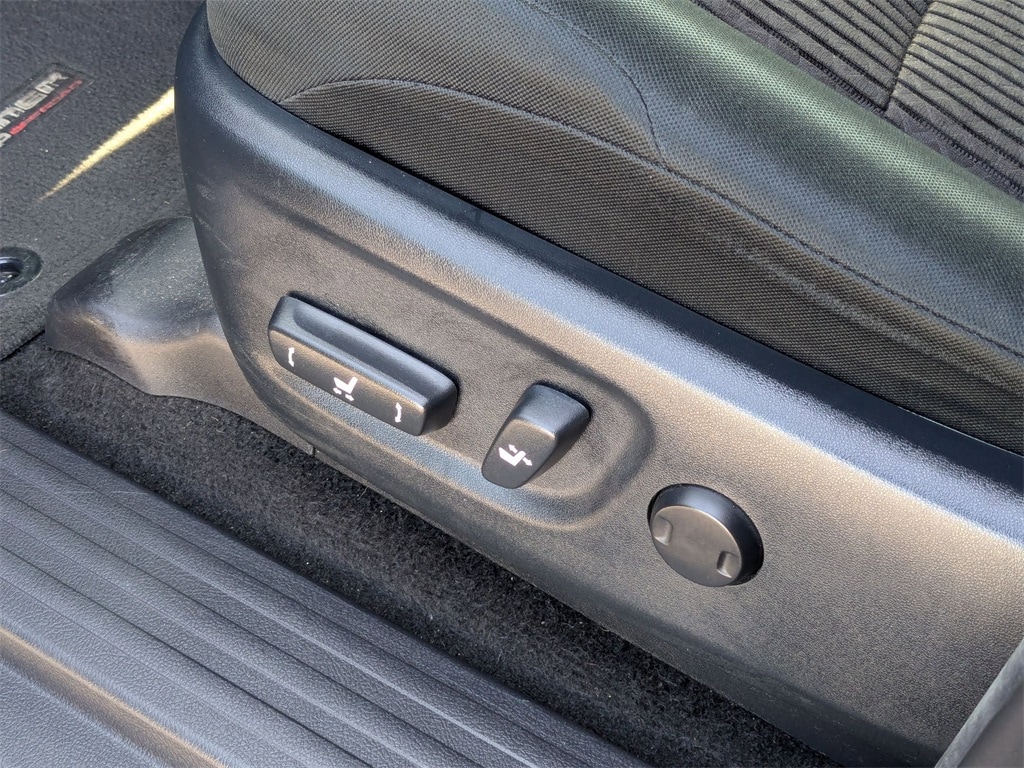 Thumbnail: 2024 Toyota 4Runner - 16