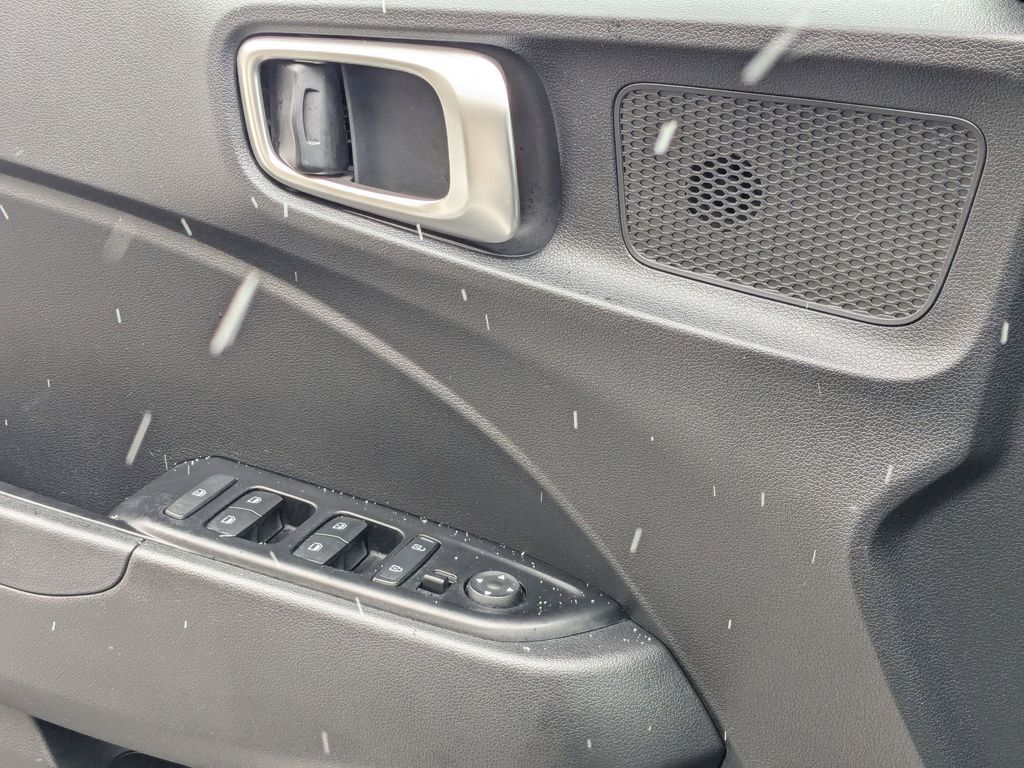 Thumbnail: 2025 Hyundai Venue - 13