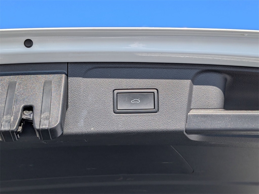 Thumbnail: 2024 Volkswagen Atlas - 35