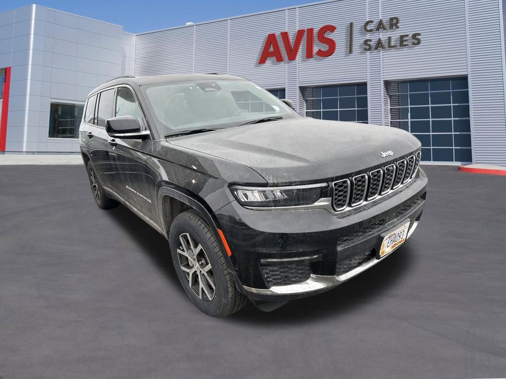 Thumbnail: 2024 Jeep Grand Cherokee L - 40