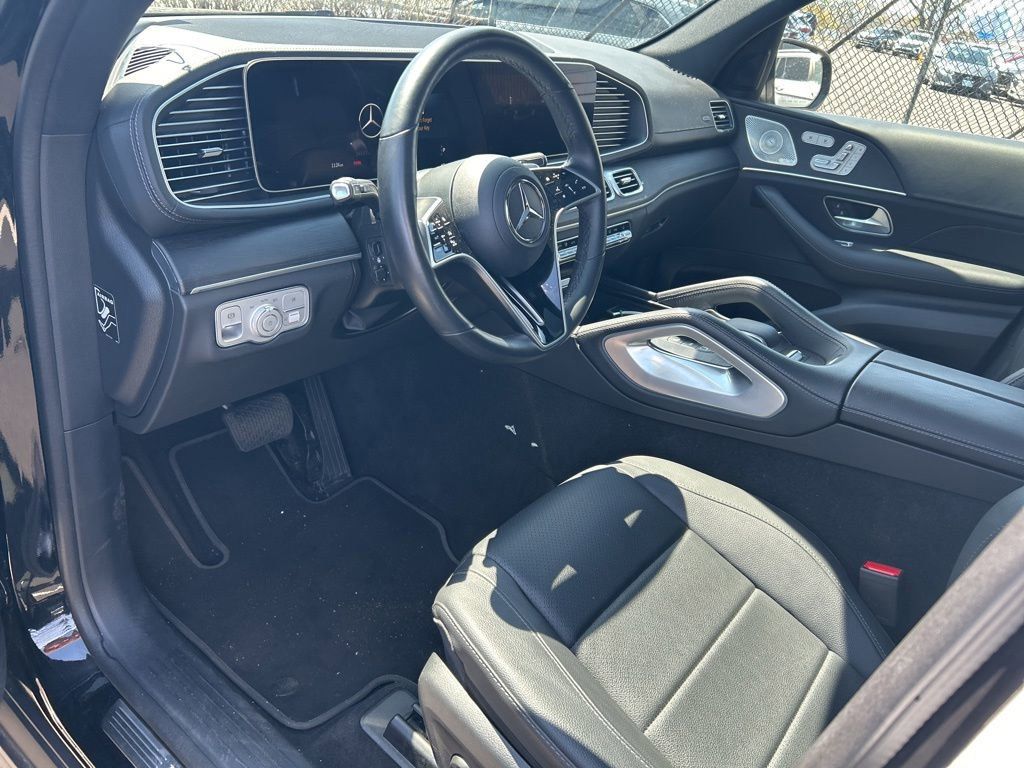 Thumbnail: 2025 Mercedes-Benz GLS - 5