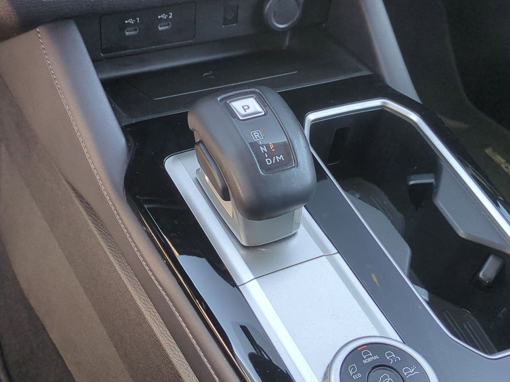 Thumbnail: 2025 Mitsubishi Outlander - 20
