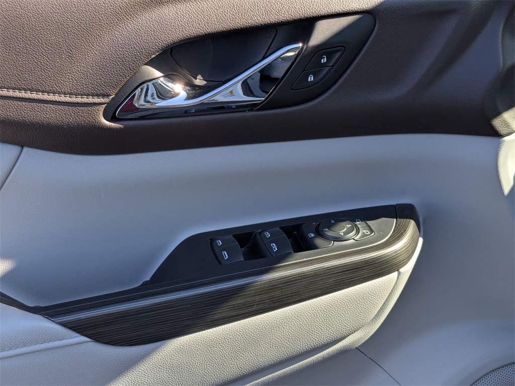 Thumbnail: 2023 GMC Acadia - 14