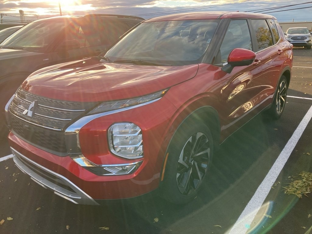 Certified 2024 Mitsubishi Outlander SE SUV
