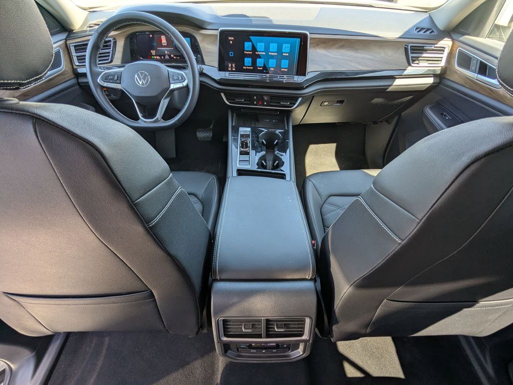 Thumbnail: 2025 Volkswagen Atlas - 28