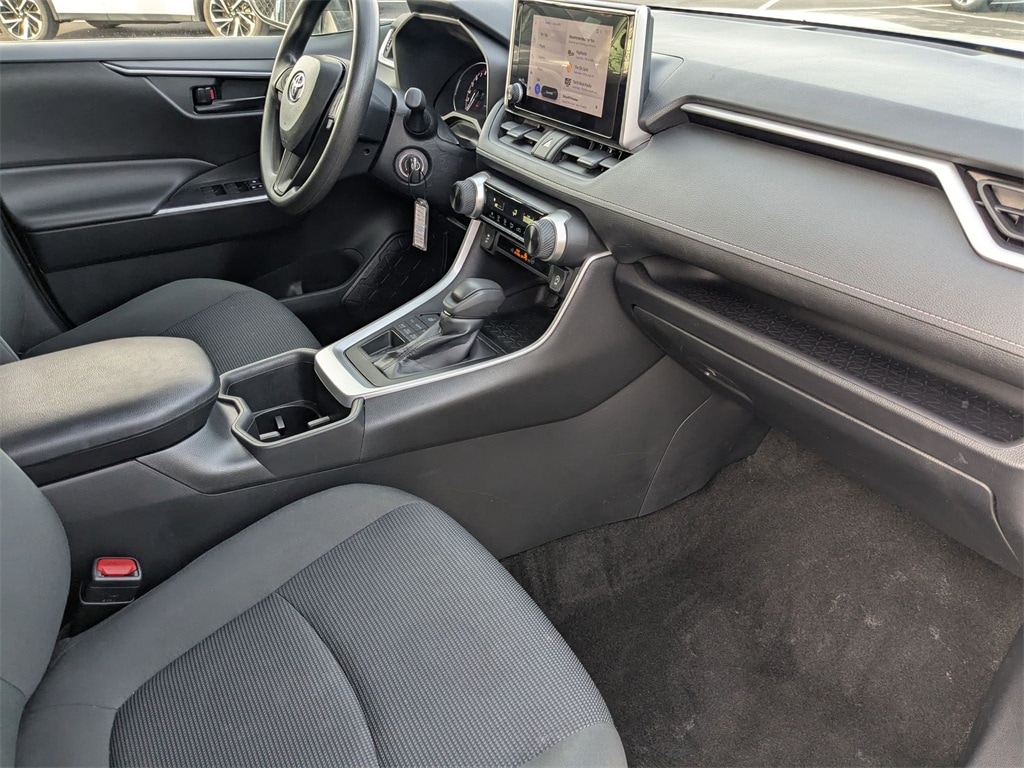 Thumbnail: 2024 Toyota RAV4 - 35