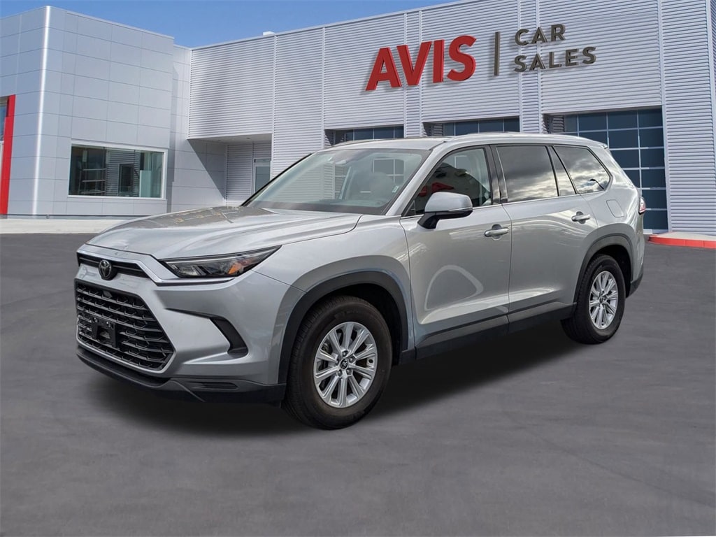 2025 Toyota Grand Highlander XLE's photo
