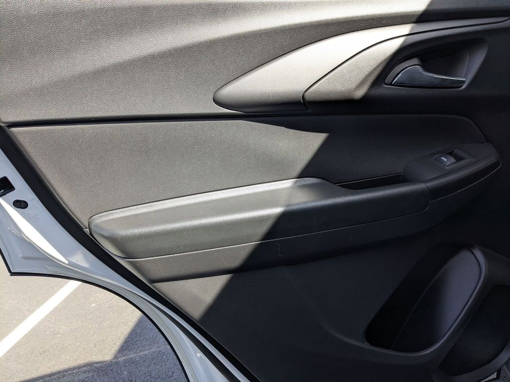 Thumbnail: 2025 Chevrolet TrailBlazer - 24