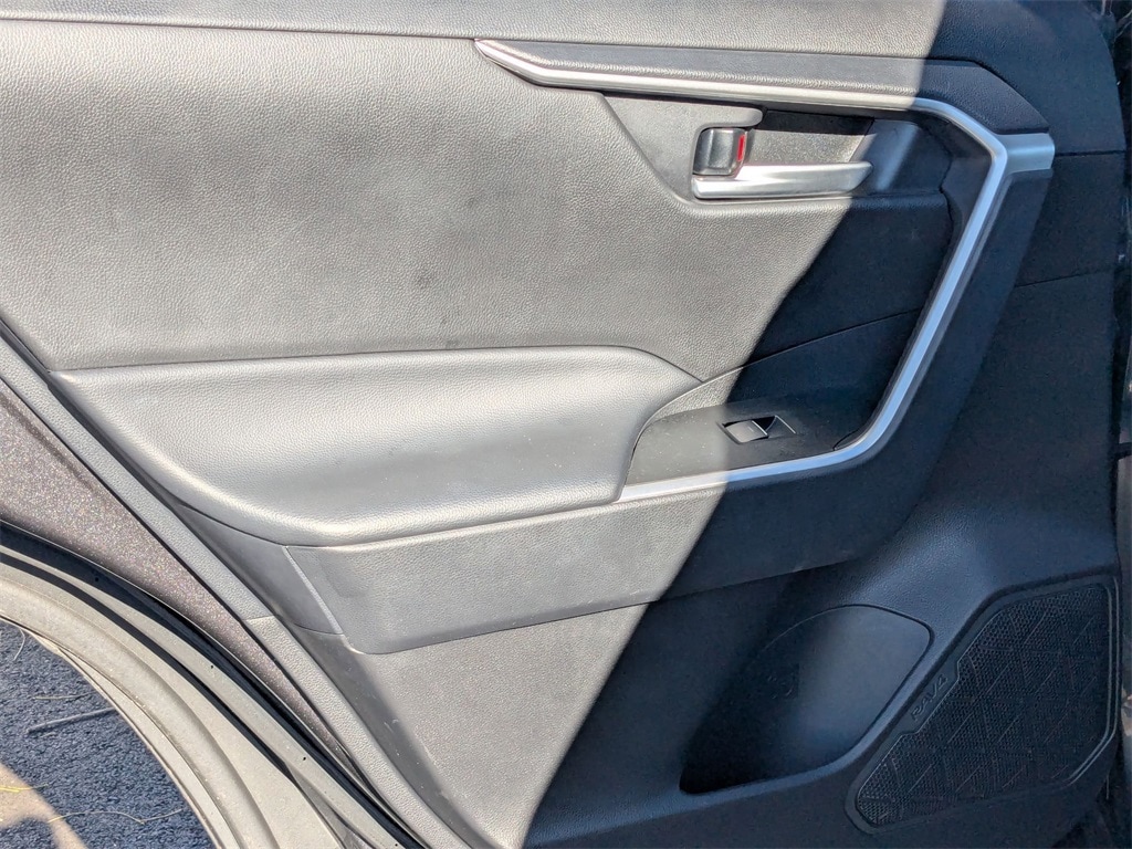 Thumbnail: 2025 Toyota RAV4 - 24