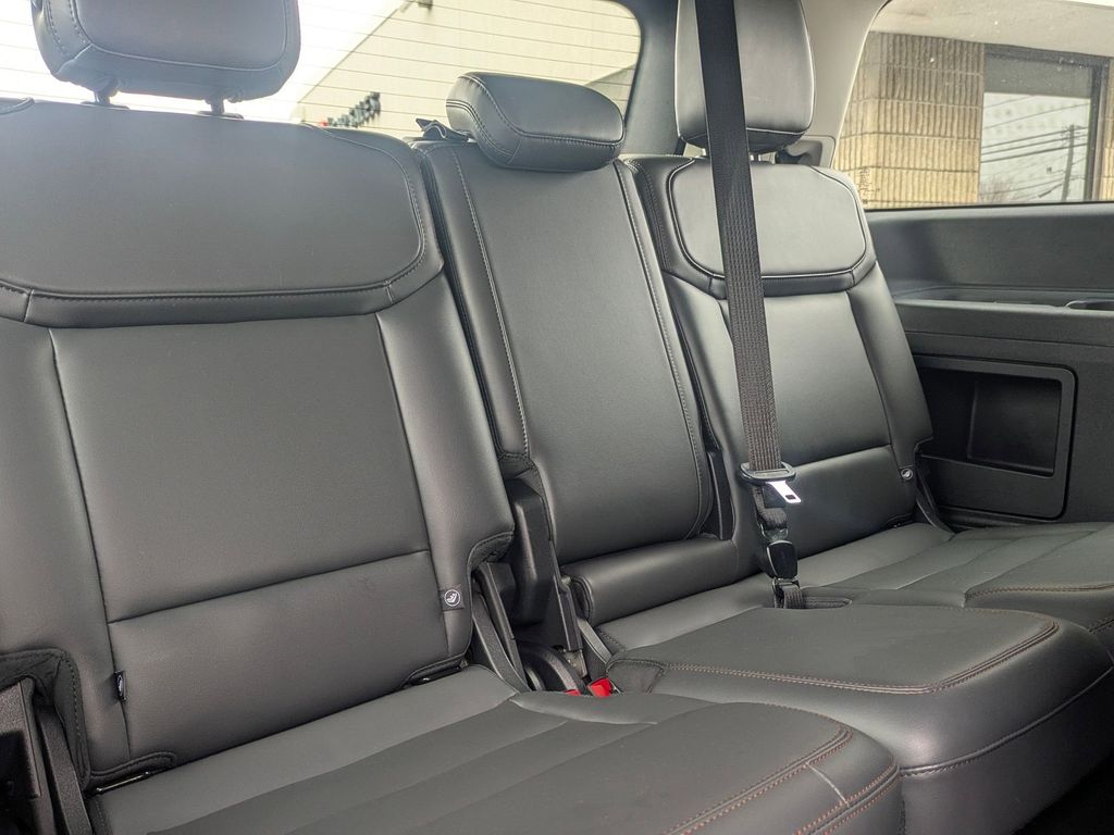 Thumbnail: 2025 Ford Expedition - 46