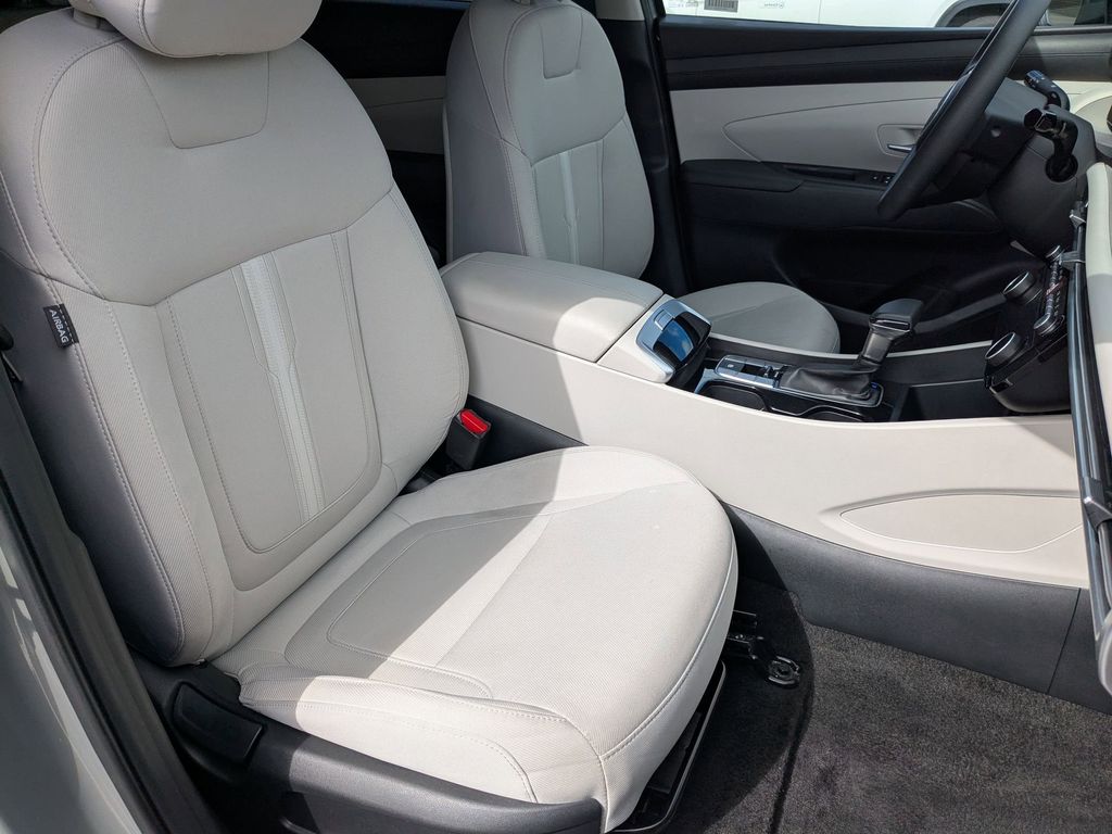 Thumbnail: 2025 Hyundai Tucson - 33