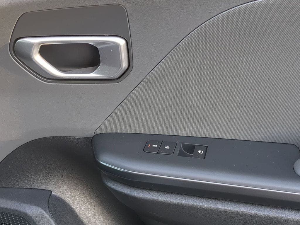 Thumbnail: 2025 Kia K4 - 34