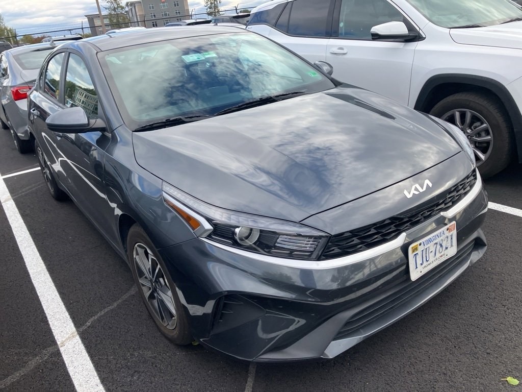 Thumbnail: 2024 Kia Forte - 2