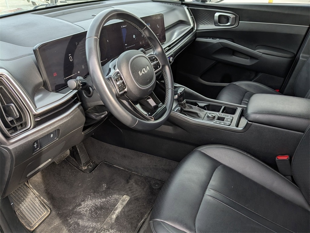 Thumbnail: 2024 Kia Sorento - 17