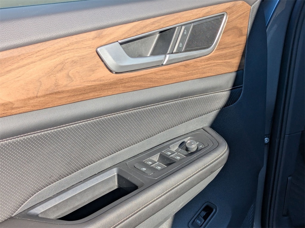 Thumbnail: 2025 Volkswagen Atlas - 14