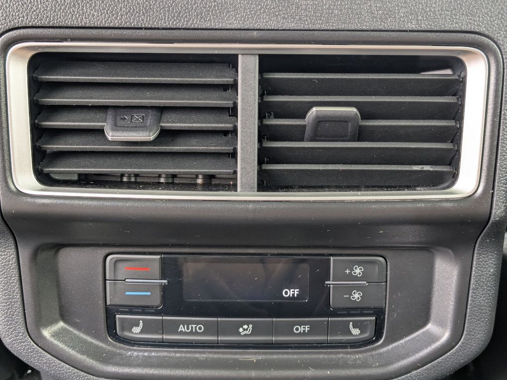 Thumbnail: 2025 Volkswagen Atlas - 28