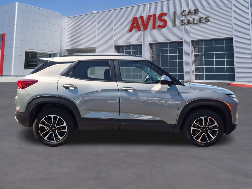 Thumbnail: 2025 Chevrolet TrailBlazer - 5