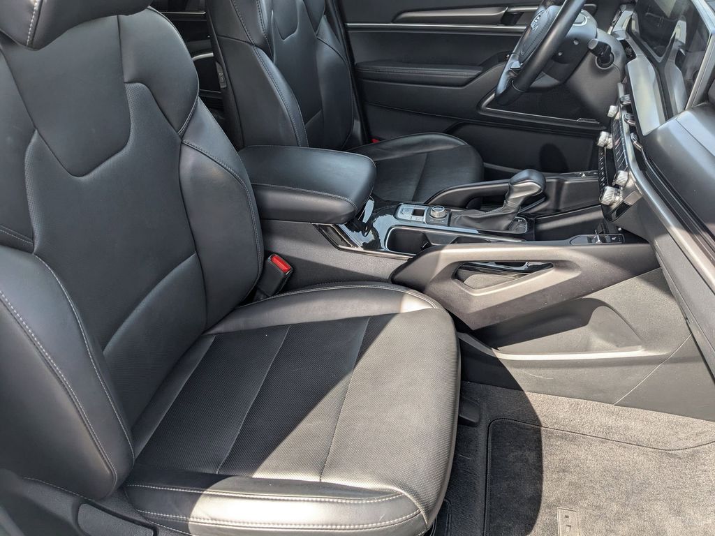 Thumbnail: 2025 Kia Telluride - 35